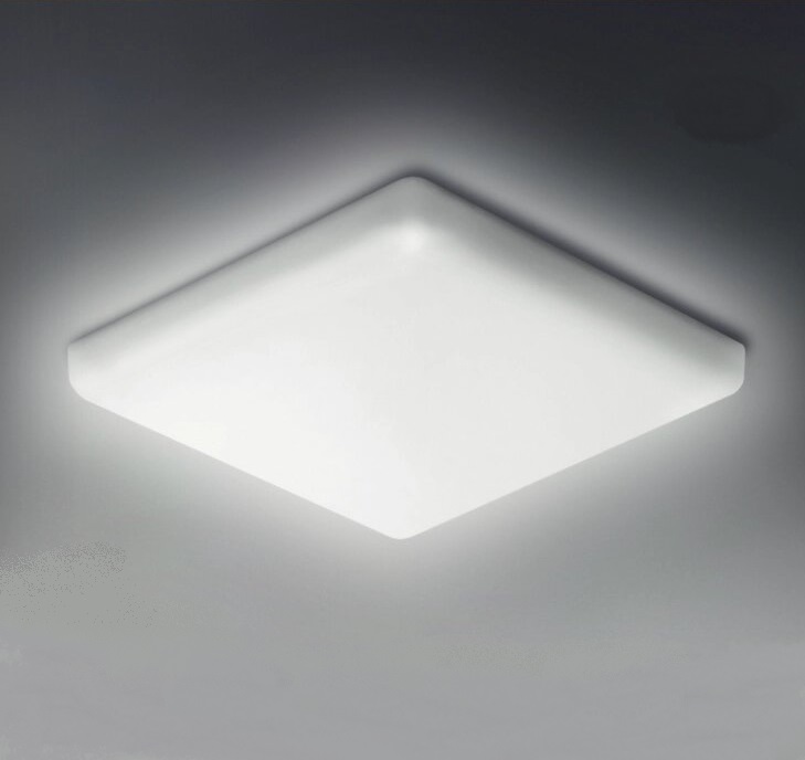 LP711